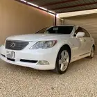 للبيع لكزس L460L تشليح فقط