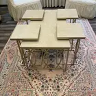 طقم طاولات اربعه خدمه وحده كبيرا لون ذهبي جديده استعمال شهر