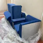 للبيع كنب ومكيف 18 وحده شباك ومرتبة سرير جديده