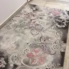 ستاره و دولاب مرايه و فرشه