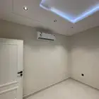 شقة للايجار جديده مطبخ ومكيفات راكبه جده حي الصواري