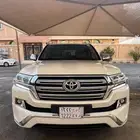 للبيع لاندكروزر VXR 2016