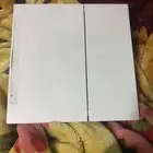 سوني فور العادي ابيض للبيع على اعلى سومه مع شريط وا يدسوني