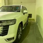 لاندكروزر GXR (4) 2025 اصفار