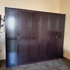 دولاب ملابس مع كومدينه