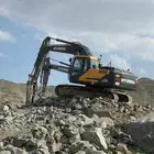 بوكلين موديل 2024 للايجار بساعه ب اليوم ب الشهر