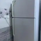 ثلاجة شبه الجديدة