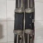 عاكس فورد وقطع غيار