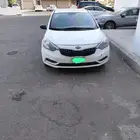 كيا سيراتو 2015 للبيع جير اتوماتيك