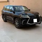 جيب لكزس LX 2021 سعودي فل كامل اسود