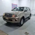 فورتشنر 2011 قير عادي دبل