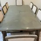 طاولة طعام