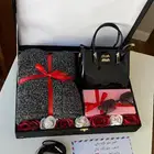 طقم لوكس هدايا نسائي وشتوي وفخم اهدي من تعز عليه