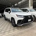 لكزس 2023 اف سبورت بريمي العداد 28 ألف كيلو فقط على الشرط