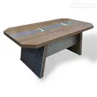 طاولات اجتماعات ذات تصميم عالي الجودة بأحجام مختلفة