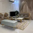 كنب وطاوله وطاولت طعام 6 كراسي عفيف استخدام قليل جدا  وطاولة