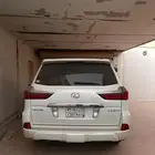 جيب لكزس LX570 مخزن