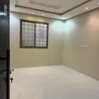 شقة فاخرة خمس غرف للإيجار بحي المعيزيله