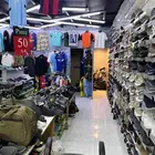 بضاعة محل للبيع