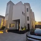 للبيع فيلا في حي المرسلات. .
