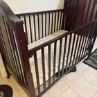 سرير أطفال خشب بالمرتبة و فرن