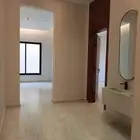 للبيع شقة فاخرة وموقع مميز