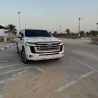 لاندكروزر 2023 VX وارد قطر