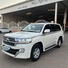 لاندكروزر 2016