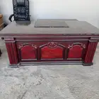 مكتب جديد مع كمالياته الرجاء التواصل واتساب