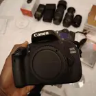 كاميرا كانون 600d مع ثلاث عدسات للبيع