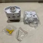 اضاءة جدارية ابليك سور عينين