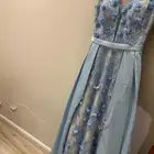 فساتين للبيع