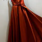 فستان احمر سهره للبيع