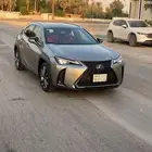 لكزس UX2021 F SPORTS