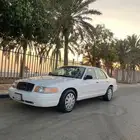 كراون فكتوريا بوليسي 2011 ممشى قليل جدا