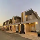 دور علوي وشقه في حي ديراب مع مصعد بسعر 750 الف