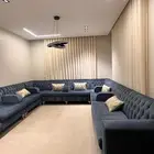 كنب 4 4 بثلاث زوايا مع طاولة مدخل