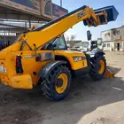تاجير معدات ثقيلة و رافعات JCB