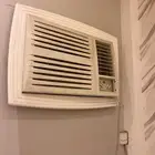 للبيع مكيف أسبلت وأثاث وغرفة نوم