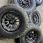 جنوط فيول مع كفرات نص حجري بي اف امريكي مقاس 285 70 17