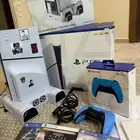 سوني 5 جميع ملحقاته وضمانه وخمس العاب