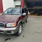 نيسان باثفندر 2002