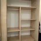 دولاب طوله 220 والعرض 260