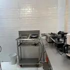 أدوات للبيع