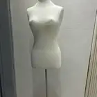 اغراض للبيع ملكان مجسم خياطه جديد