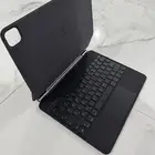 ماجيك كيبورد ايباد برو و اير - أسود