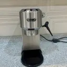 ماكينة ديلونجي للقهوه