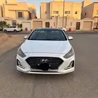 سوناتا للبيع