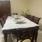 طاولة طعام