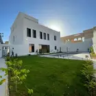 للبيع فيلا مودرن جديدة بحي المرجان